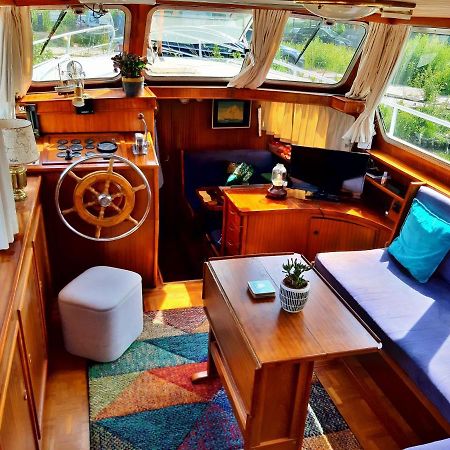 Hotel Motor Yacht Amstelle Amsterdam Esterno foto