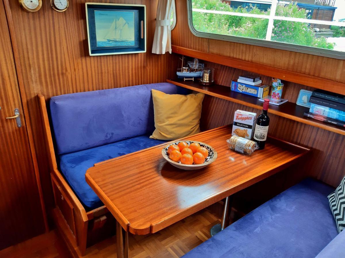 Hotel Motor Yacht Amstelle Amsterdam Esterno foto